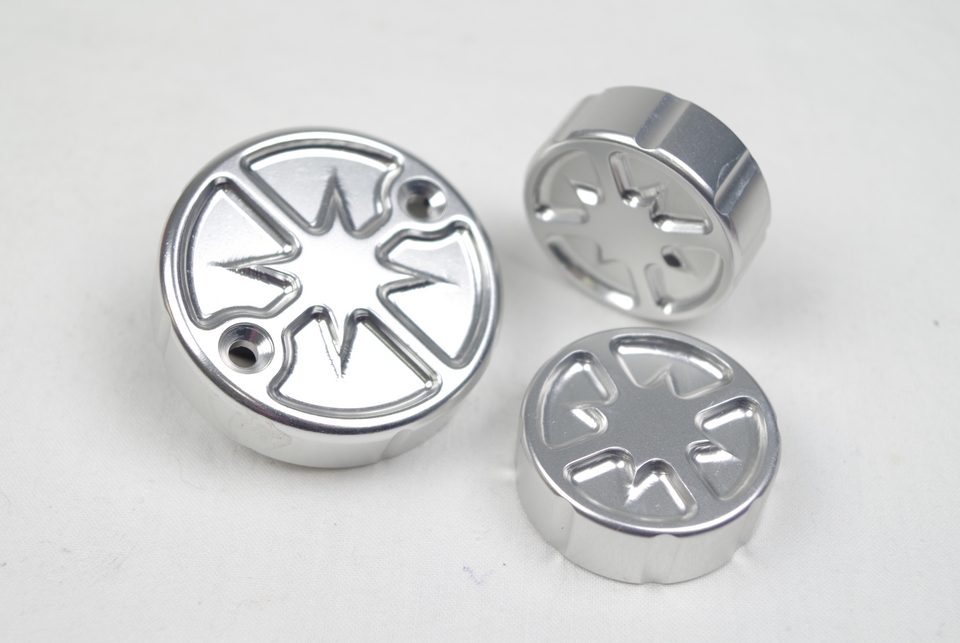 Behälterdeckel für Bremse, Kupplung und Hinterradbremse in Sterndesign aus hochwertigem Aluminium der Firma Kbike passend für ss modelle