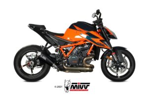 KTM-Superduke-1290-20-73KT026LDRC-01-jpg-KT-026-LDRC-02_1280x1280