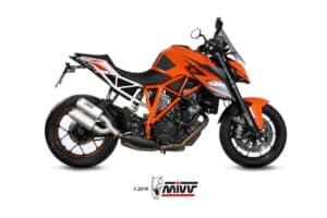 KTM_Superduke_1290_14-_73KT022LM3X_01_PPD_1280x1280